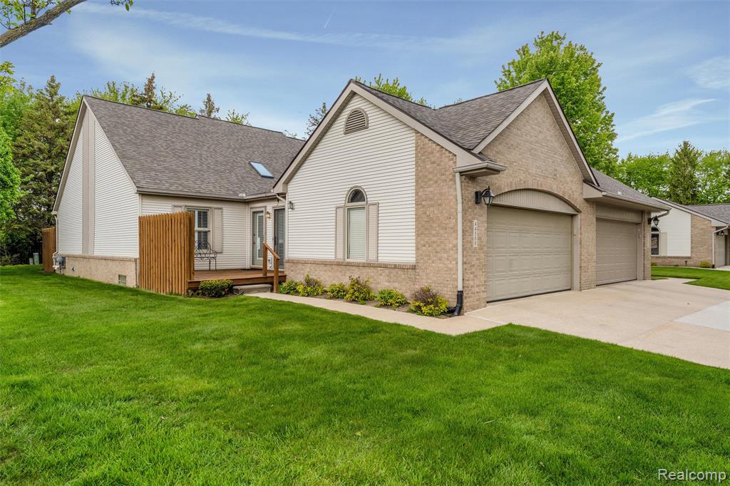 44500 Meadowcreek Lane, Canton, MI 48187 — Photo 46