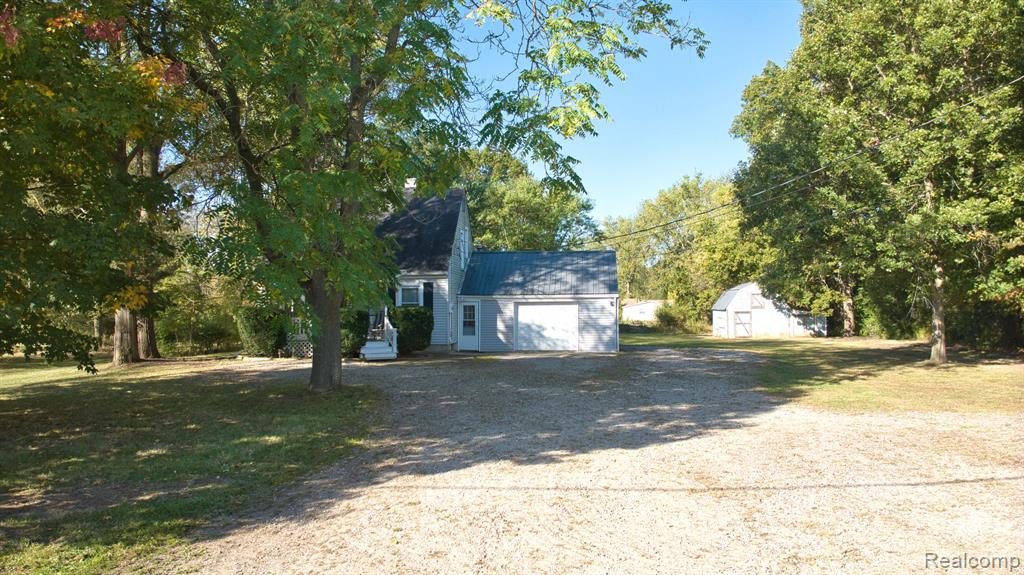4455 N Genesee Road, Flint, MI 48506 — Photo 36