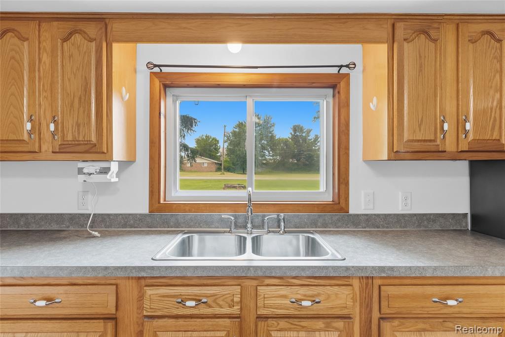 1843 Curtis Road, Birch Run, MI 48415 — Photo 9