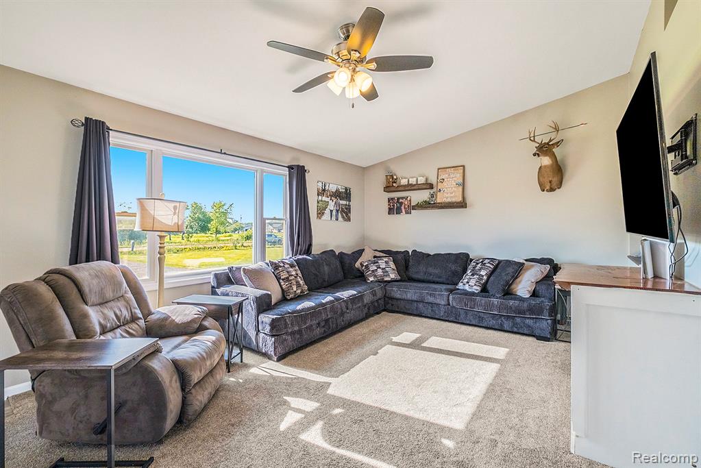 9437 Sheridan Road, Gaines Vlg, MI 48436 — Photo 10