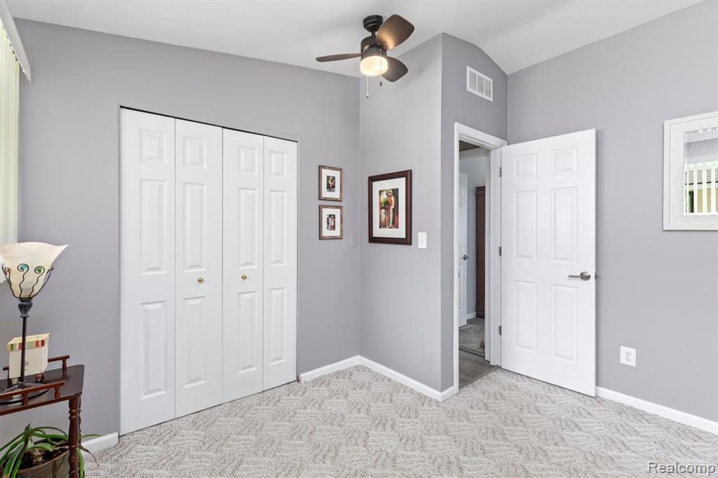 2159 HELMSFORD Drive, Wolverine Lake, MI 48390 — Photo 27