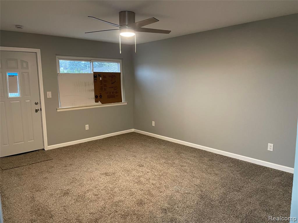 80 W Mansfield Avenue, Pontiac, MI 48340 — Photo 9
