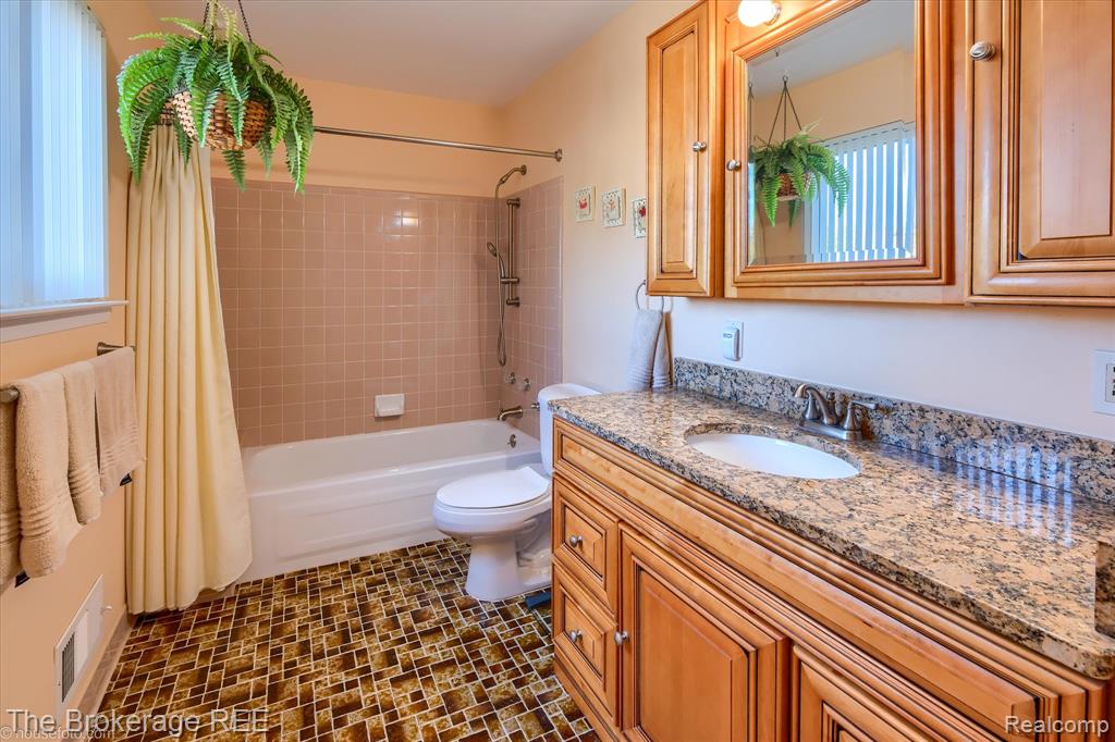 9538 Fenhill Drive, Grand Blanc, MI 48439 — Photo 37