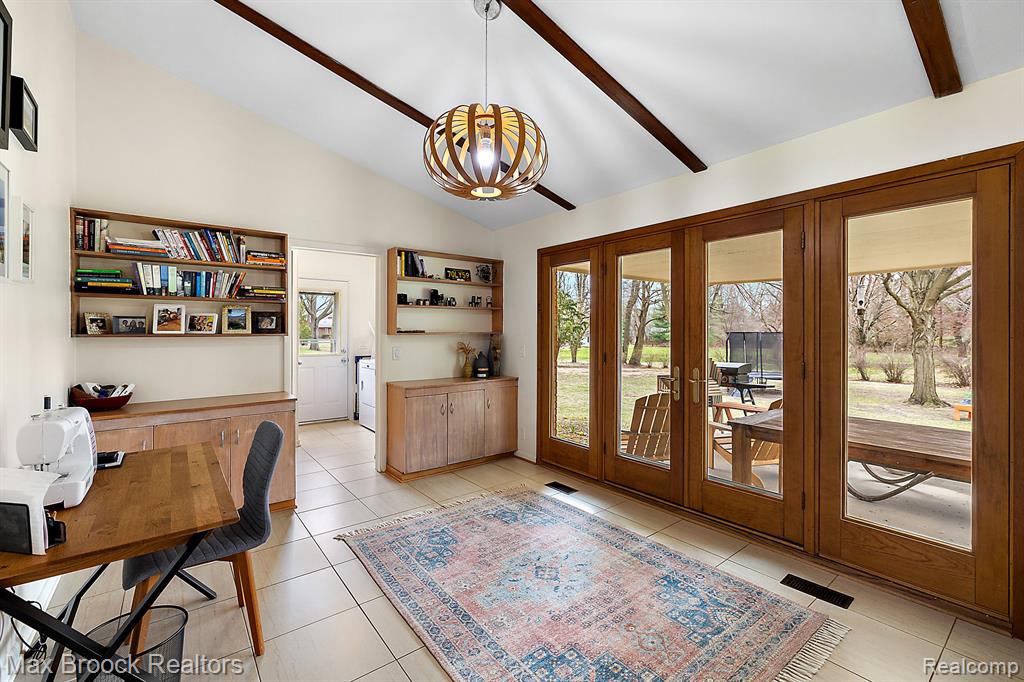 6606 VACHON Court, Bloomfield Hills, MI 48301 — Photo 11
