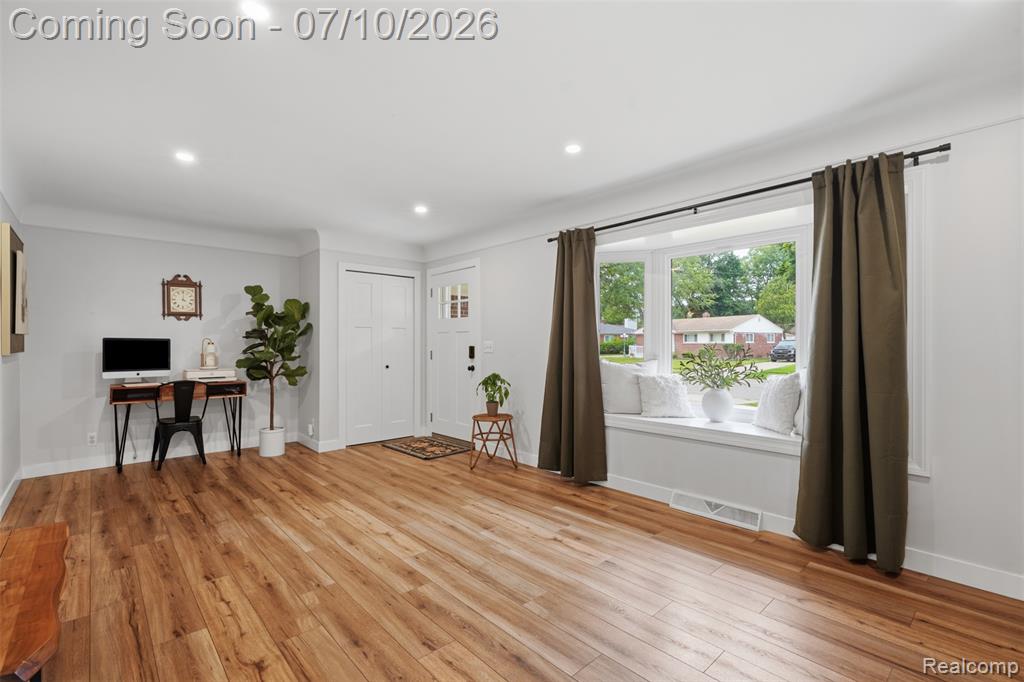 595 Byron Street, Plymouth, MI 48170 — Photo 6