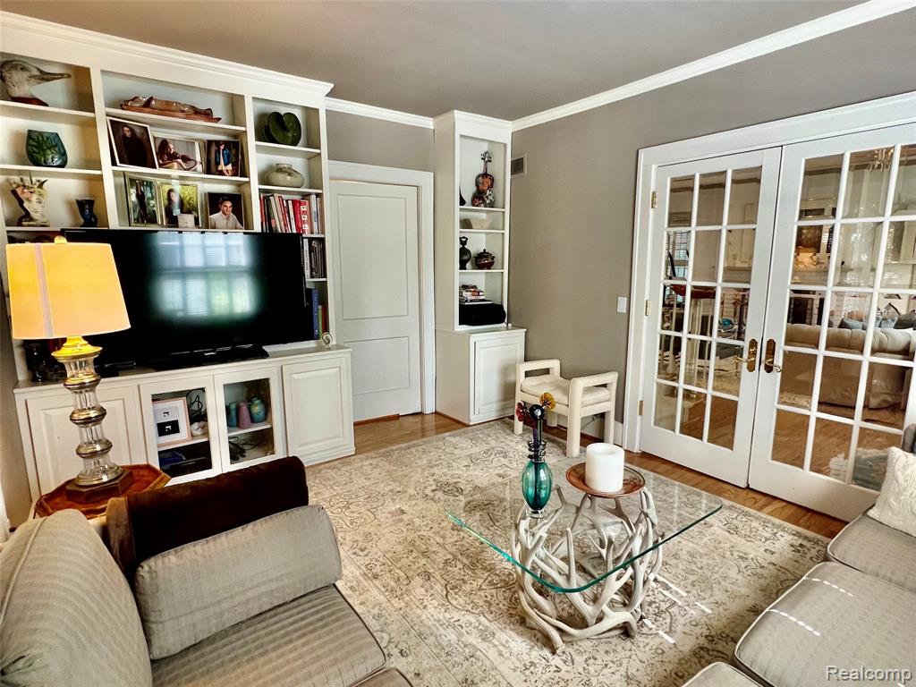 488 Vinewood Avenue, Birmingham, MI 48009 — Photo 8