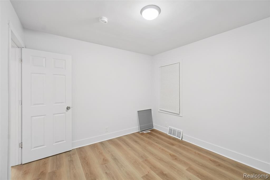14141 Edmore Drive, Detroit, MI 48205 — Photo 14