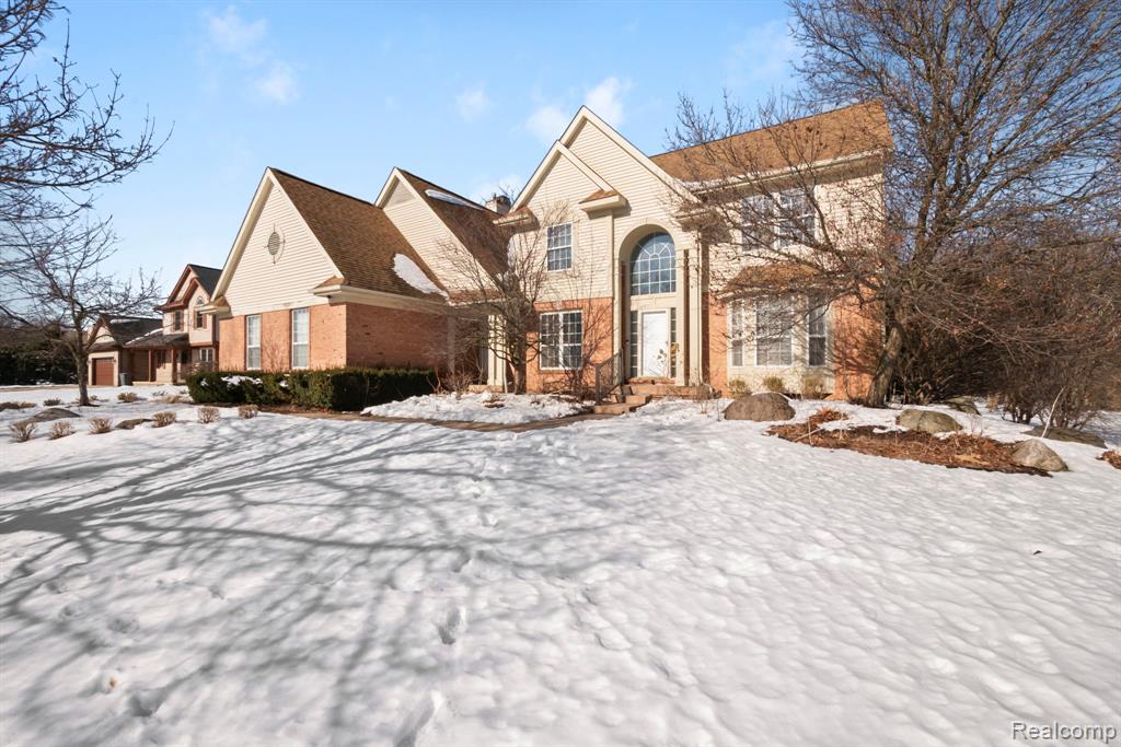 7956 Billingham Road, West Bloomfield, MI 48324 — Photo 2