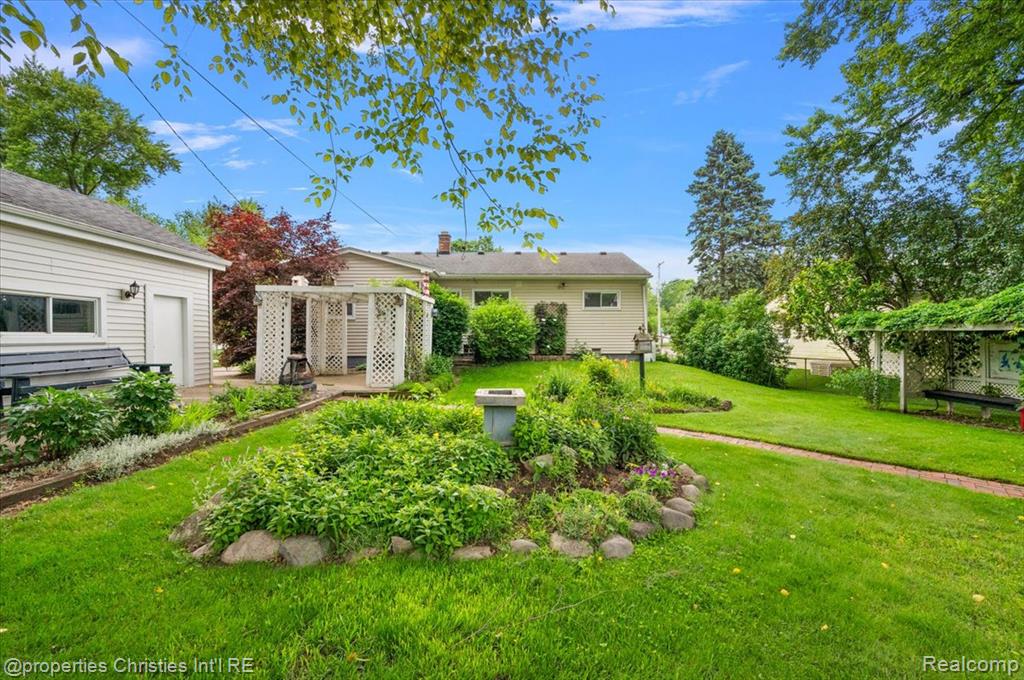 735 Novi Street, Northville, MI 48167 — Photo 39