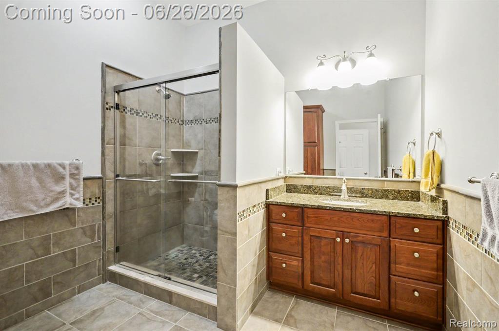 30268 Berghway Trail, Warren, MI 48092 — Photo 14