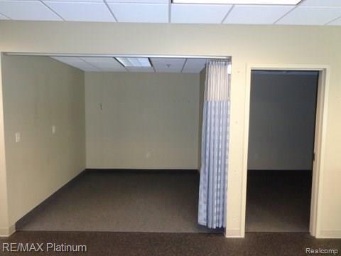 11174 HIGHLAND Road, Hartland, MI 48353 — Photo 10