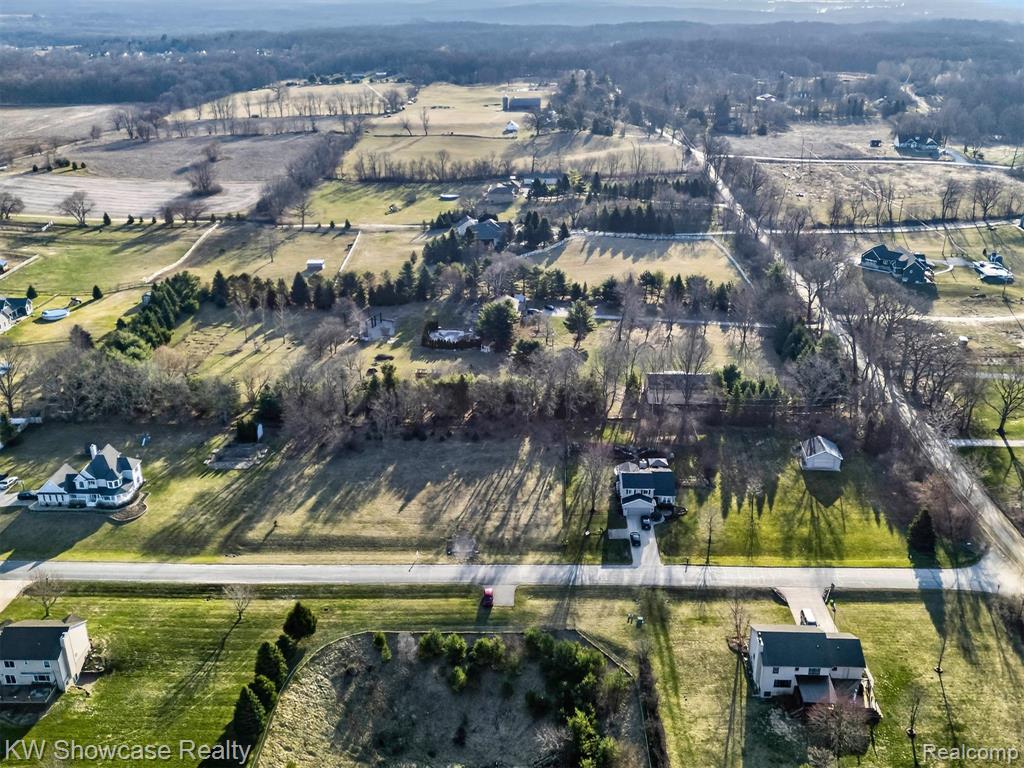 4640 Melanie Lane, White Lake, MI 48383 — Photo 9