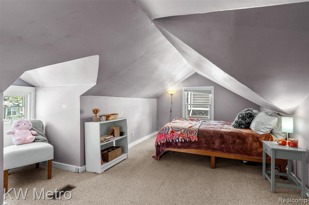 924 E 2nd Street, Royal Oak, MI 48067 — Photo 16
