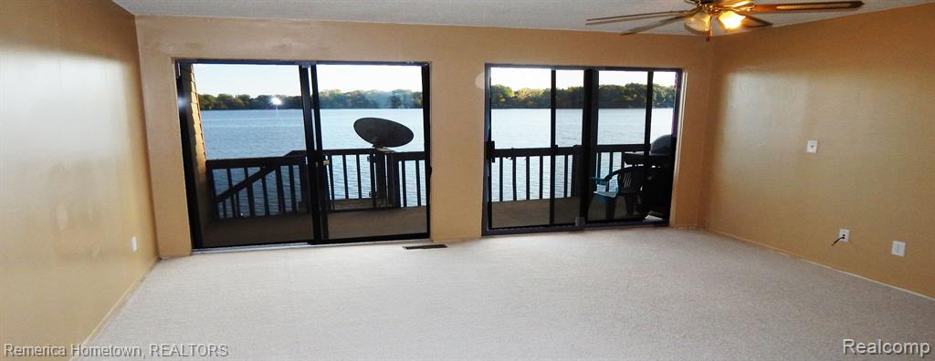 812 cliffs Drive, Ypsilanti, MI 48198 — Photo 10