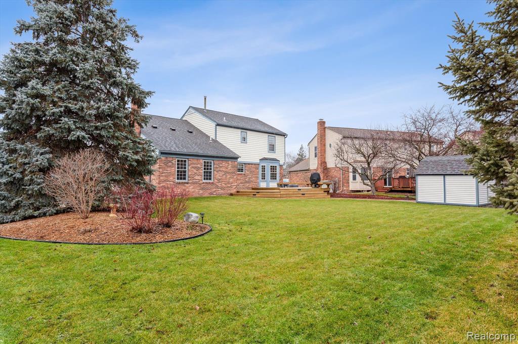 45303 CLAYMORE Drive, Canton, MI 48187 — Photo 53