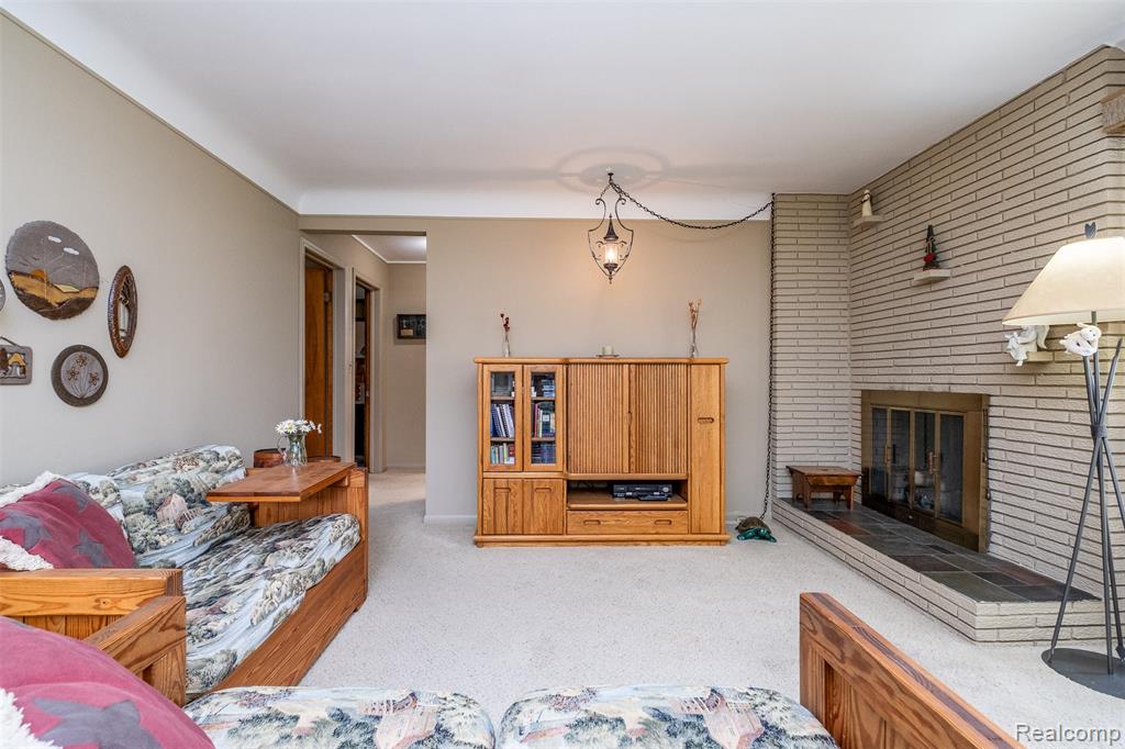 35560 Weideman Street, Clinton Twp, MI 48035 — Photo 10