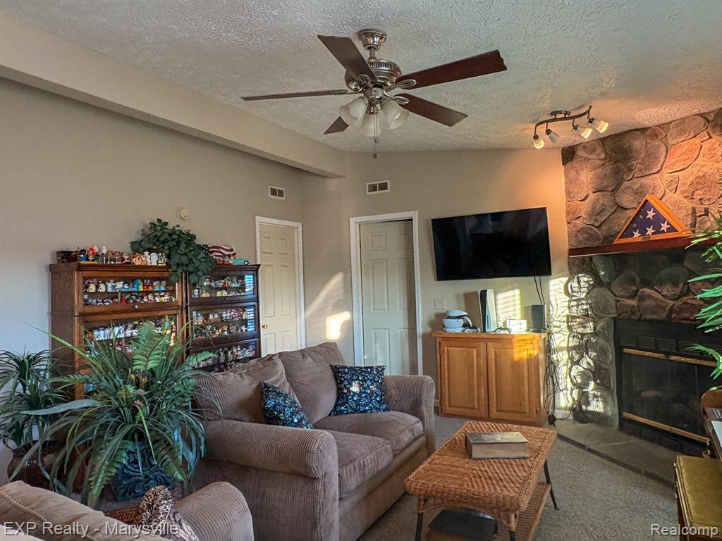6433 Norman Road, MI 48032 — Photo 7