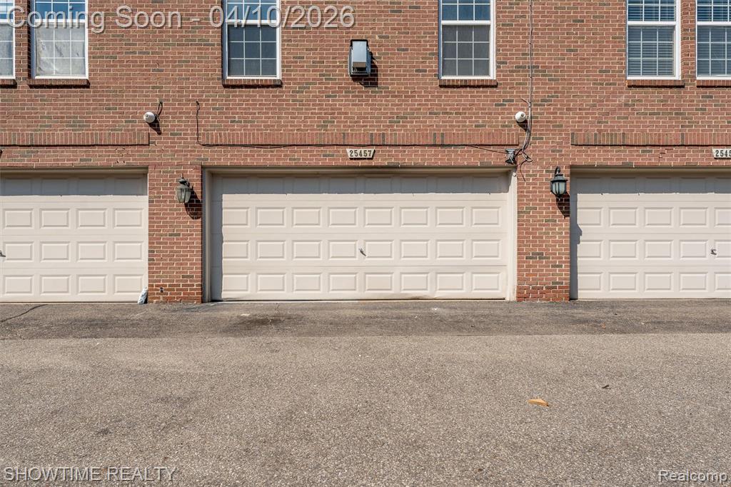 25457 Saint James, Southfield, MI 48075 — Photo 23