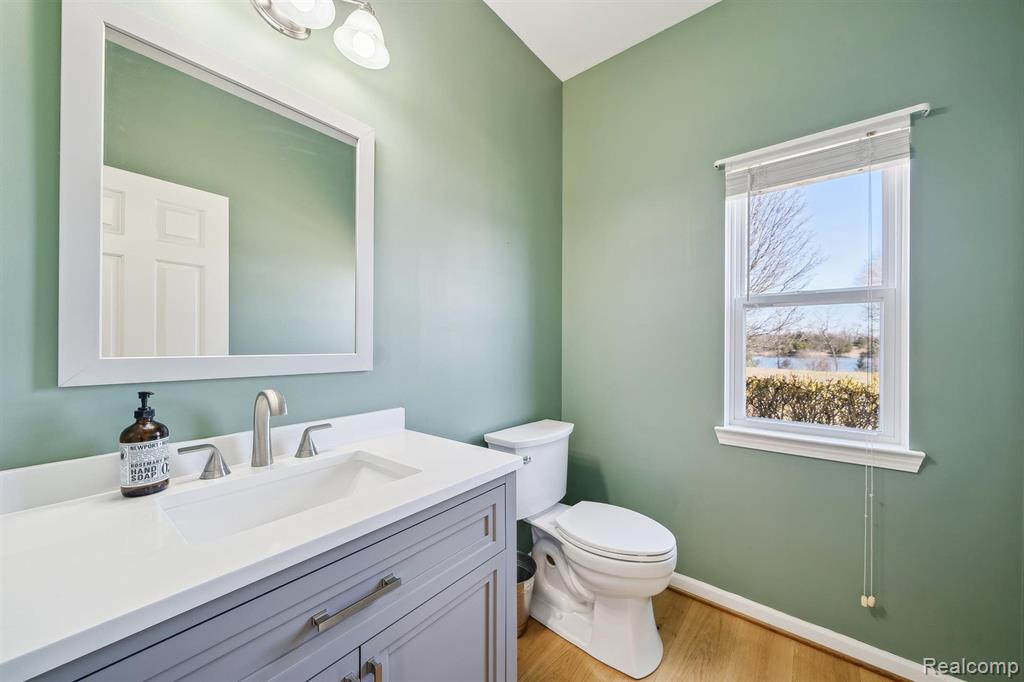 707 BAY POINTE Drive, Oxford, MI 48371 — Photo 19