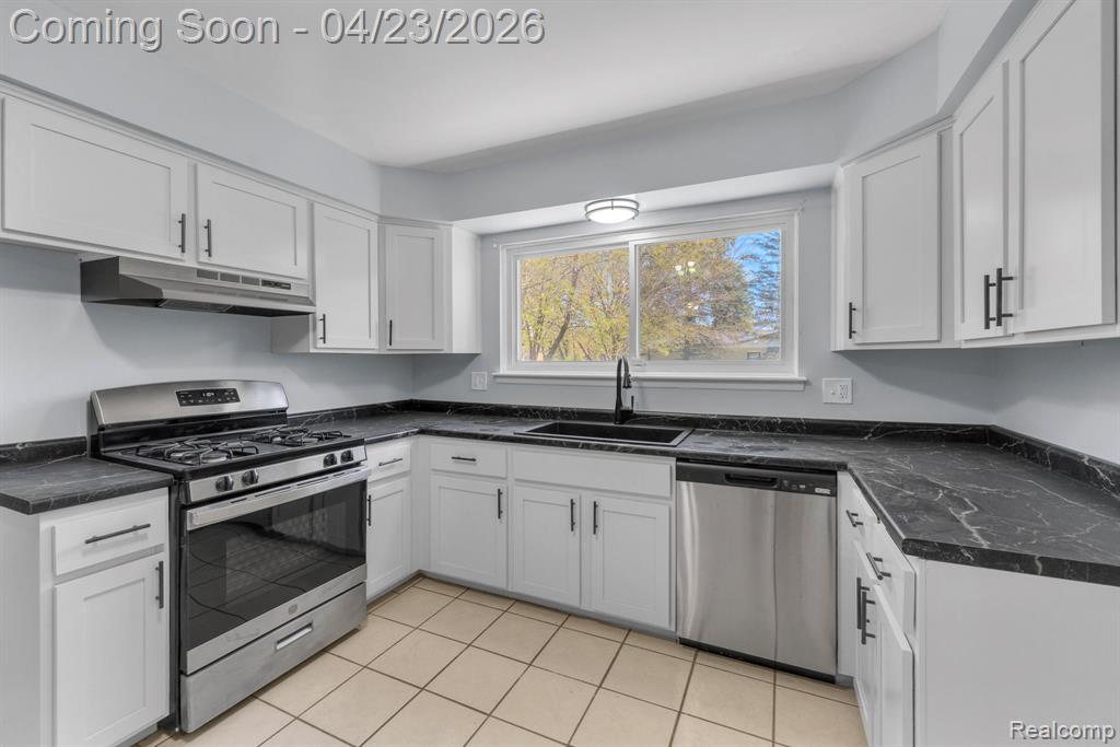 26211 Ross Street, Inkster, MI 48141 — Photo 10
