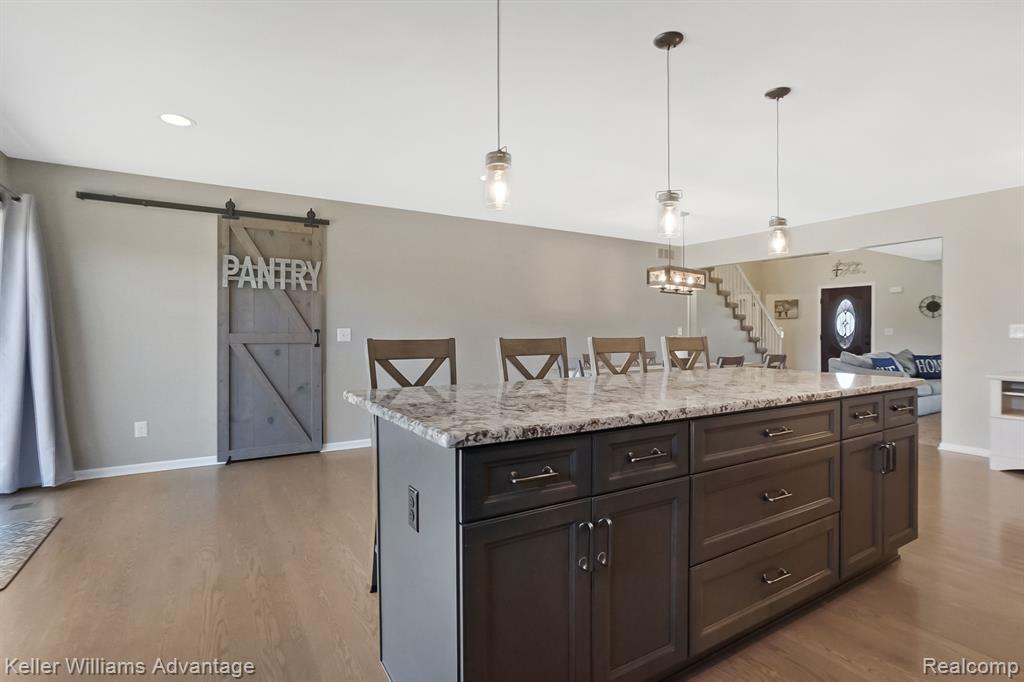 5580 Jeanne Marie Drive, White Lake, MI 48383 — Photo 7