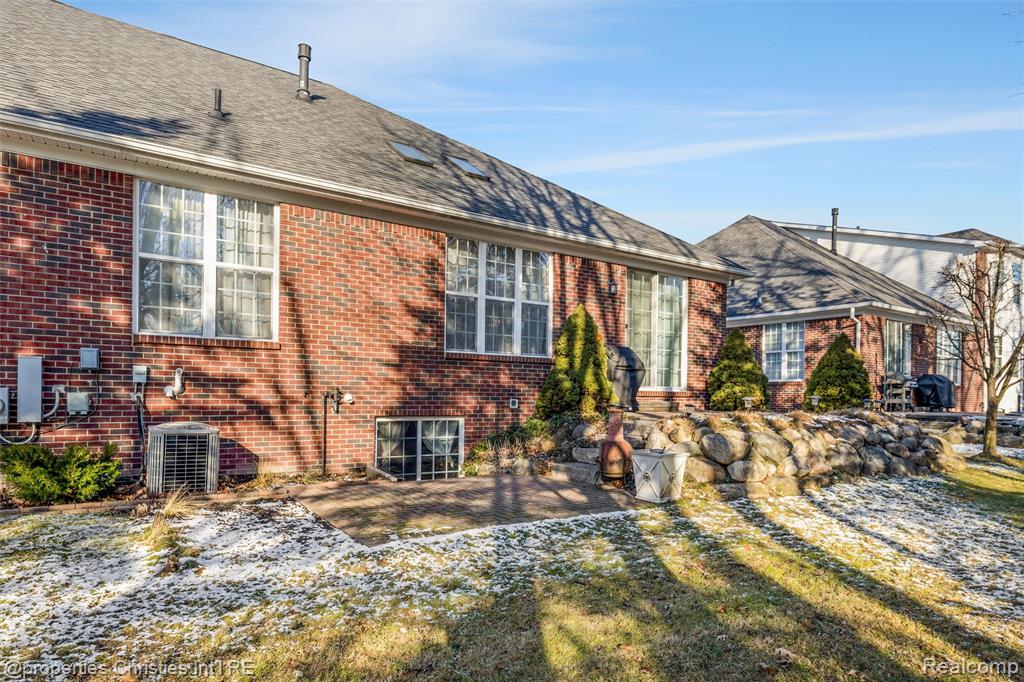 44136 Orion Drive, Sterling Heights, MI 48314 — Photo 29
