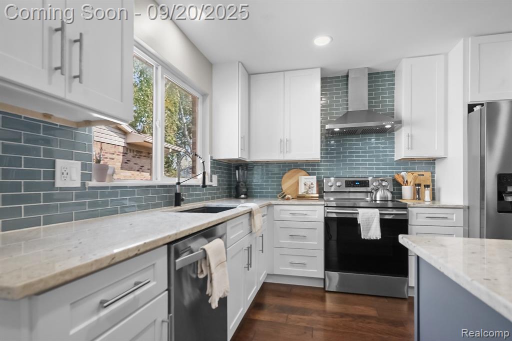 46457 Peach Grove Avenue, Macomb, MI 48044 — Photo 14