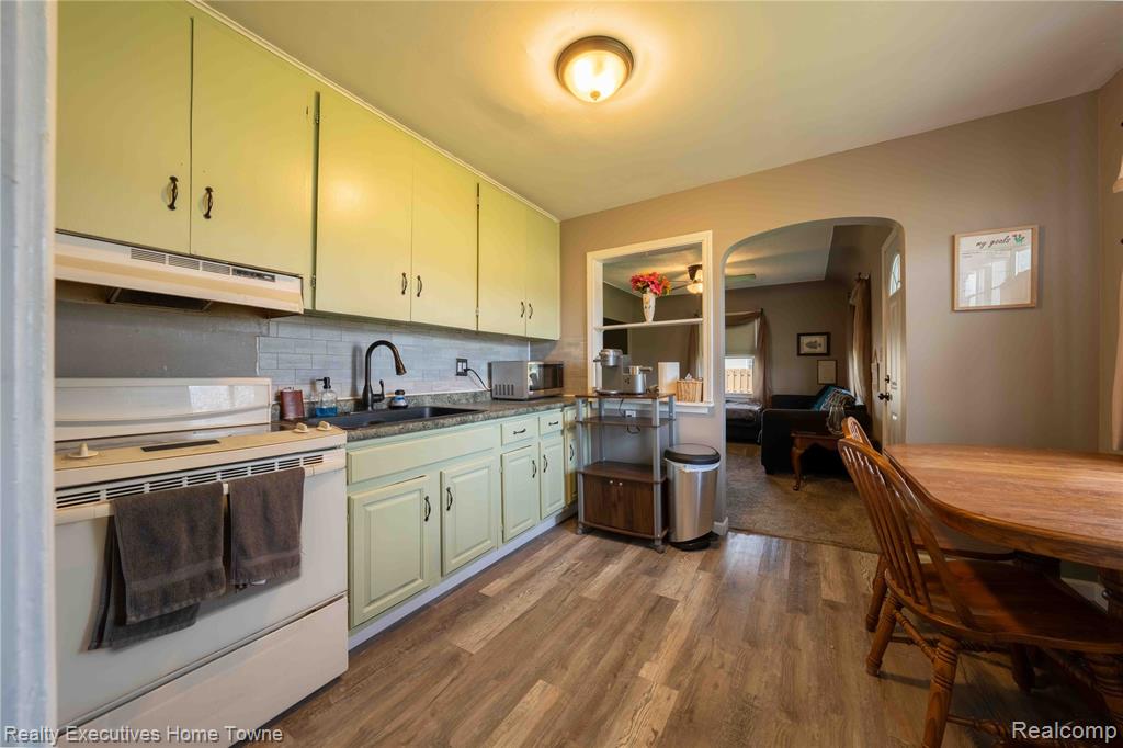 5017 NORTH Road, MI 48049 — Photo 24