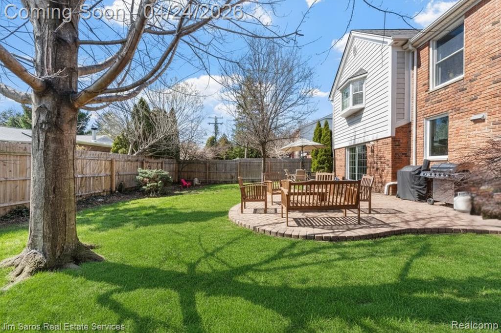 919 Cook Road, Grosse Pointe Woods, MI 48236 — Photo 31