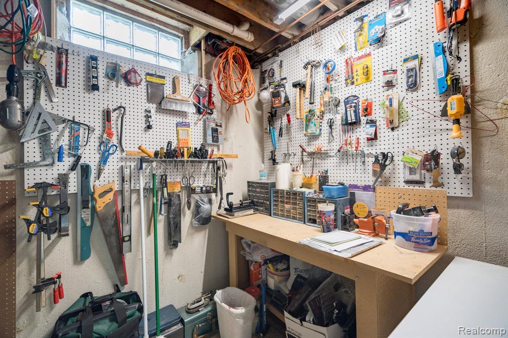 4096 Villager Dr Drive, Lake Orion, MI — Photo 39