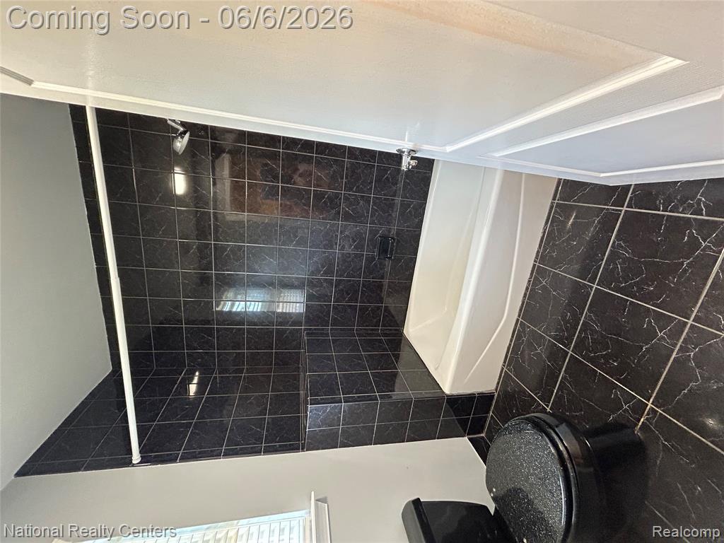 47075 Hidden River Circle S, Canton, MI 48188 — Photo 33