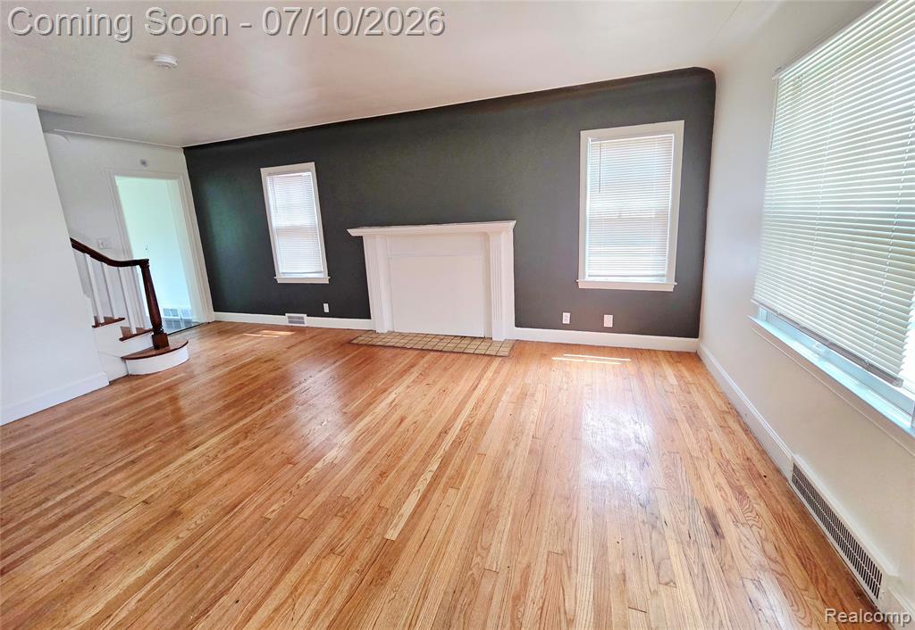 15454 Gilchrist Street - Photo 4