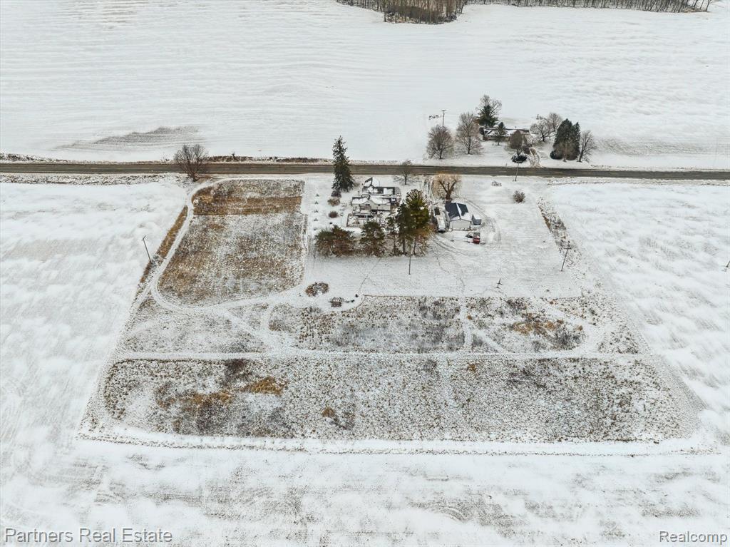 3349 E Howell Road, Webberville, MI 48892 — Photo 42
