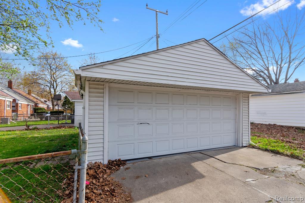 6545 ASBURY Park, Detroit, MI 48228 — Photo 25
