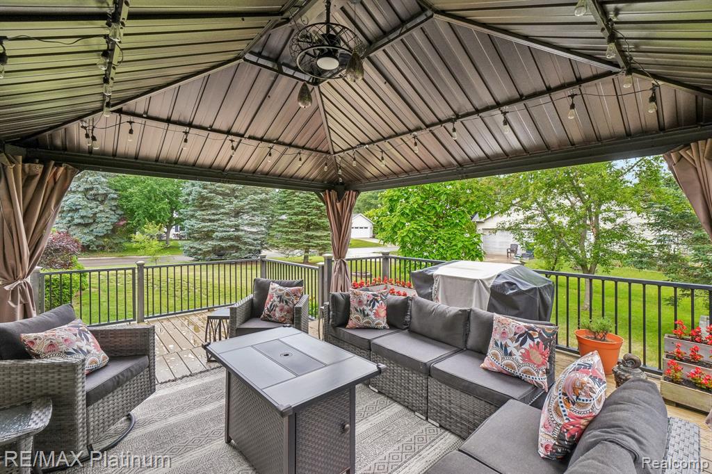 2353 Chestnut Bend, Howell, MI 48855 — Photo 21