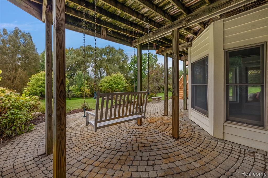 190 Sequoia Lane, Leonard, MI 48367 — Photo 53