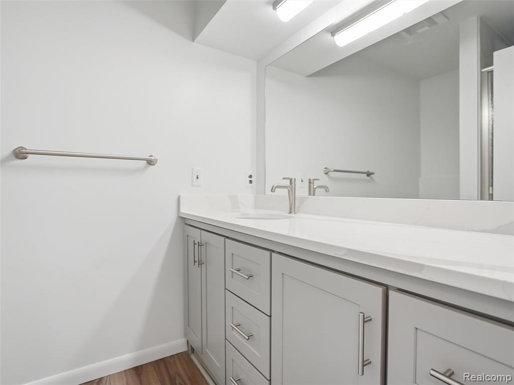 5585 Culpepper Drive, West Bloomfield, MI — Photo 19