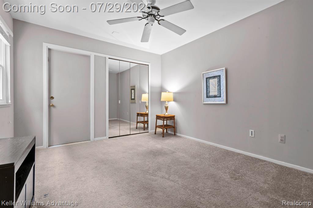 6660 Ridgefield Circle, 104, West Bloomfield, MI — Photo 20