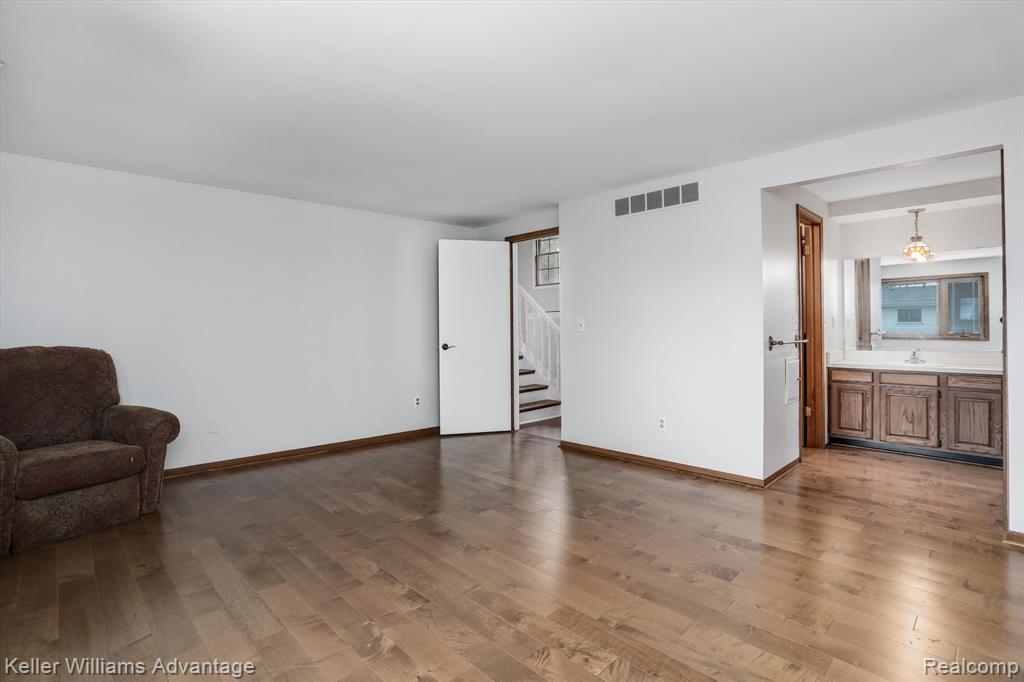 46671 BARRINGTON, Plymouth, MI 48170 — Photo 22