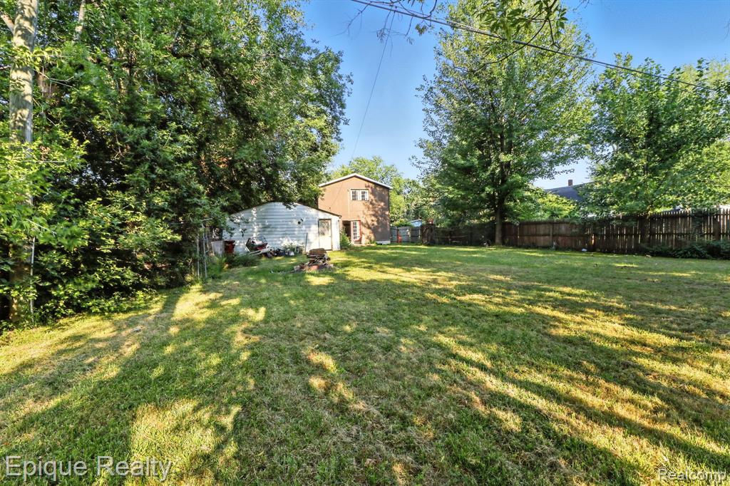 126 S JACKSON Street, Sandusky, MI 48471 — Photo 7