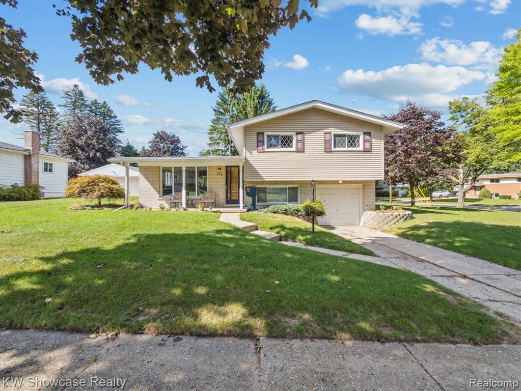 714 Sweetbriar, Milford, MI 48381 — Photo 3