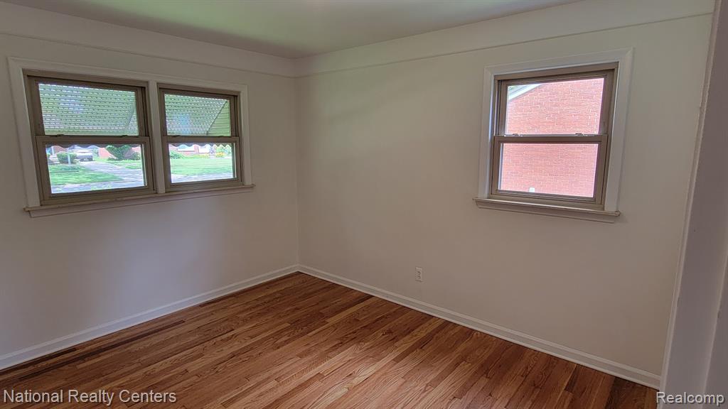 9030 Hemingway, Redford, MI 48239 — Photo 13