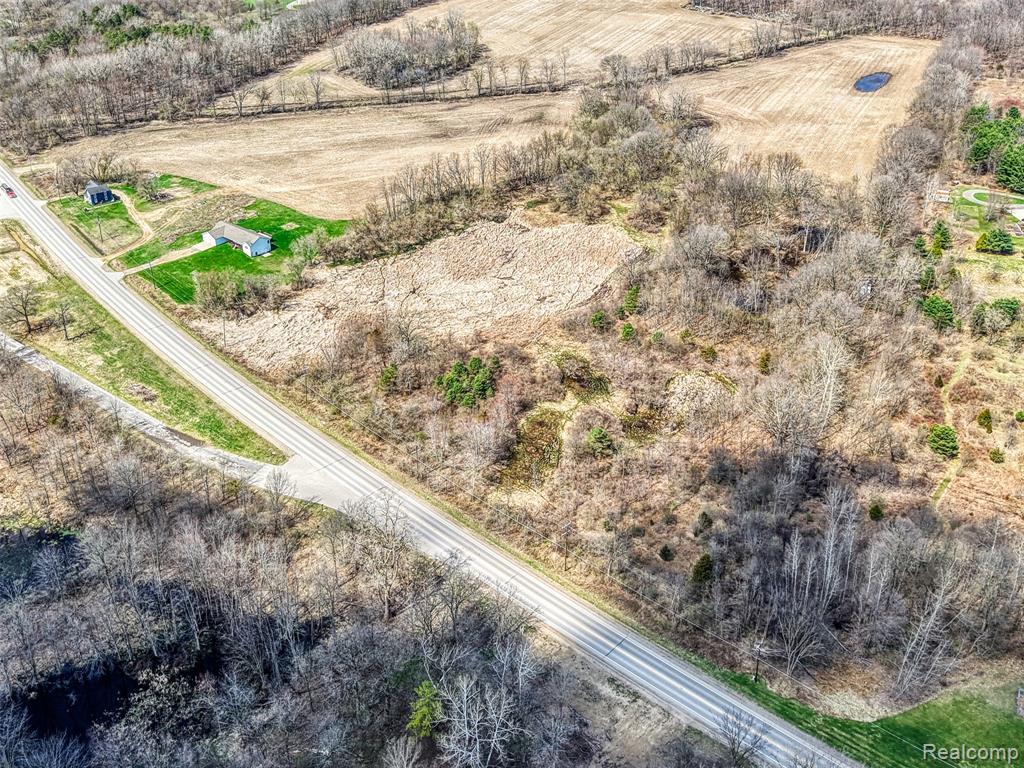 10488 W Grand River Road, Fowlerville, MI 48836 — Photo 31