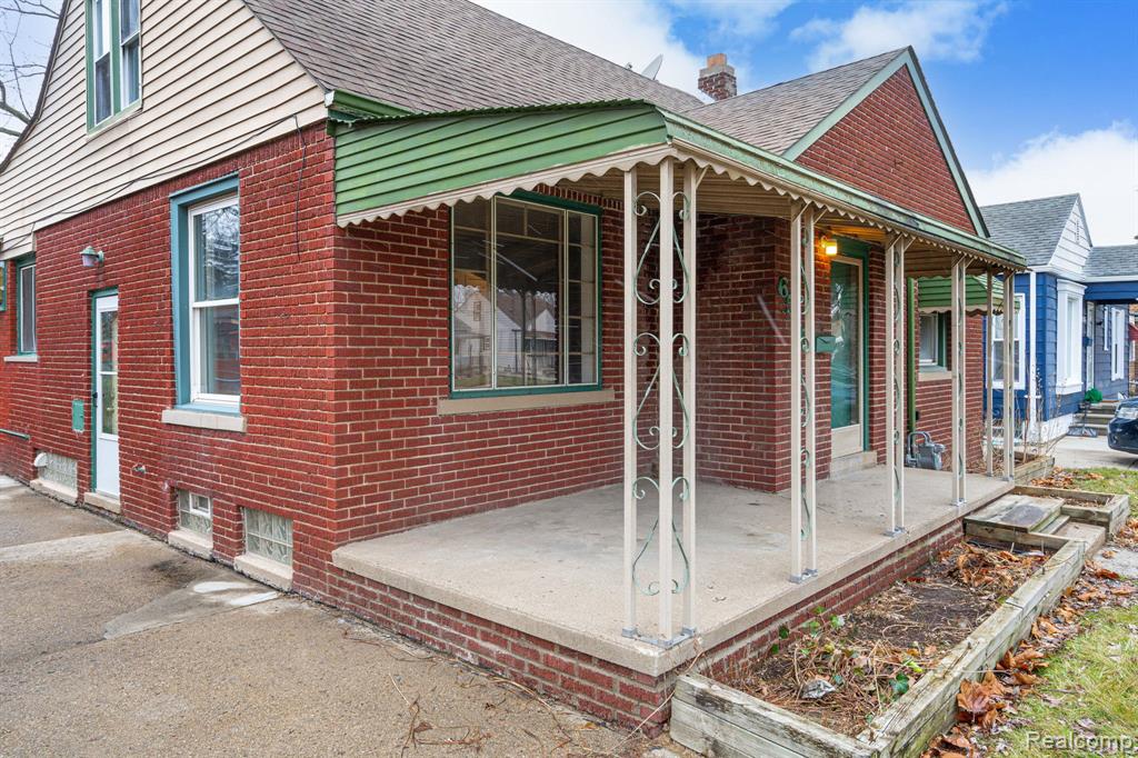 6585 Dolphin Street, Dearborn Heights, MI 48127 — Photo 3