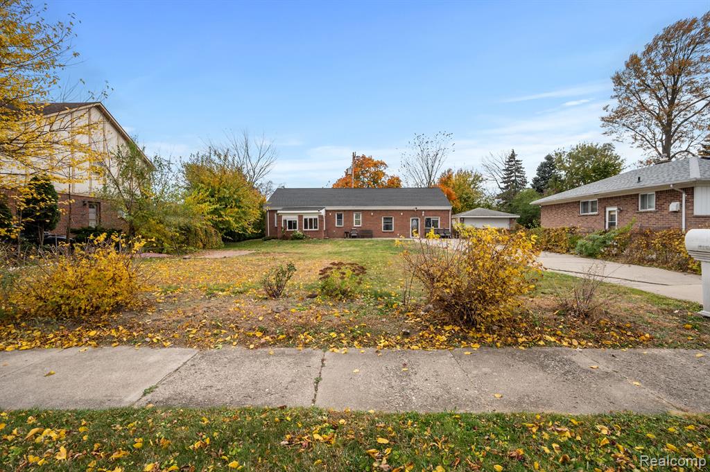 6551 Mayburn Street, Dearborn Heights, MI 48127 — Photo 7