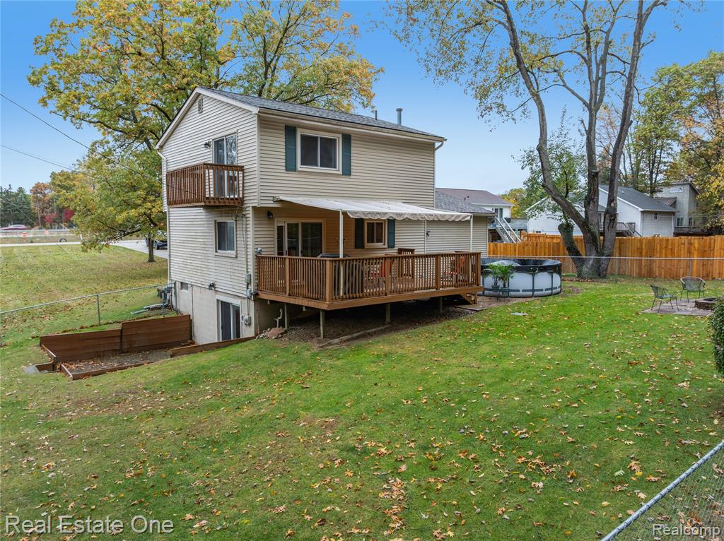 8789 Fieldcrest Drive, Brighton, MI 48116 — Photo 22