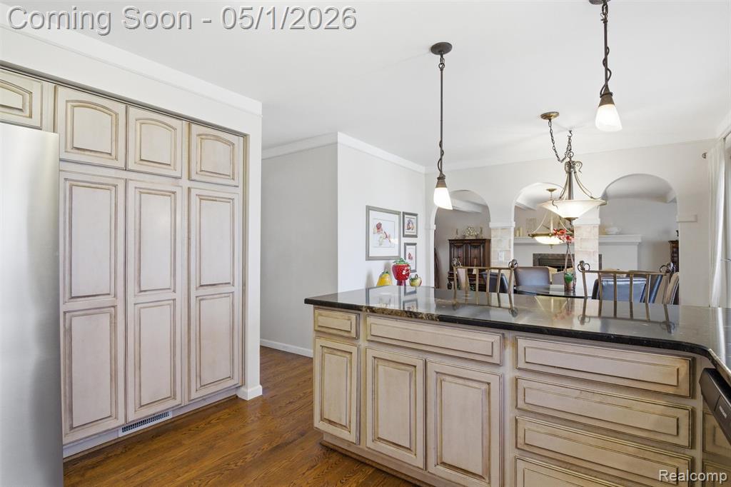 7920 Thornwood Street, Canton, MI 48187 — Photo 17
