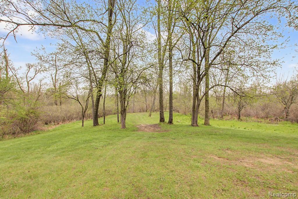 1160 S Garner Road, Milford, MI 48380 — Photo 43
