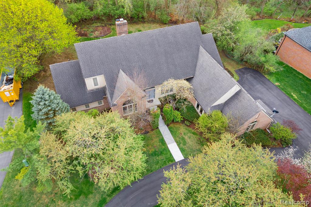 4599 RAVINE Drive, Bloomfield Hills, MI 48301 — Photo 50