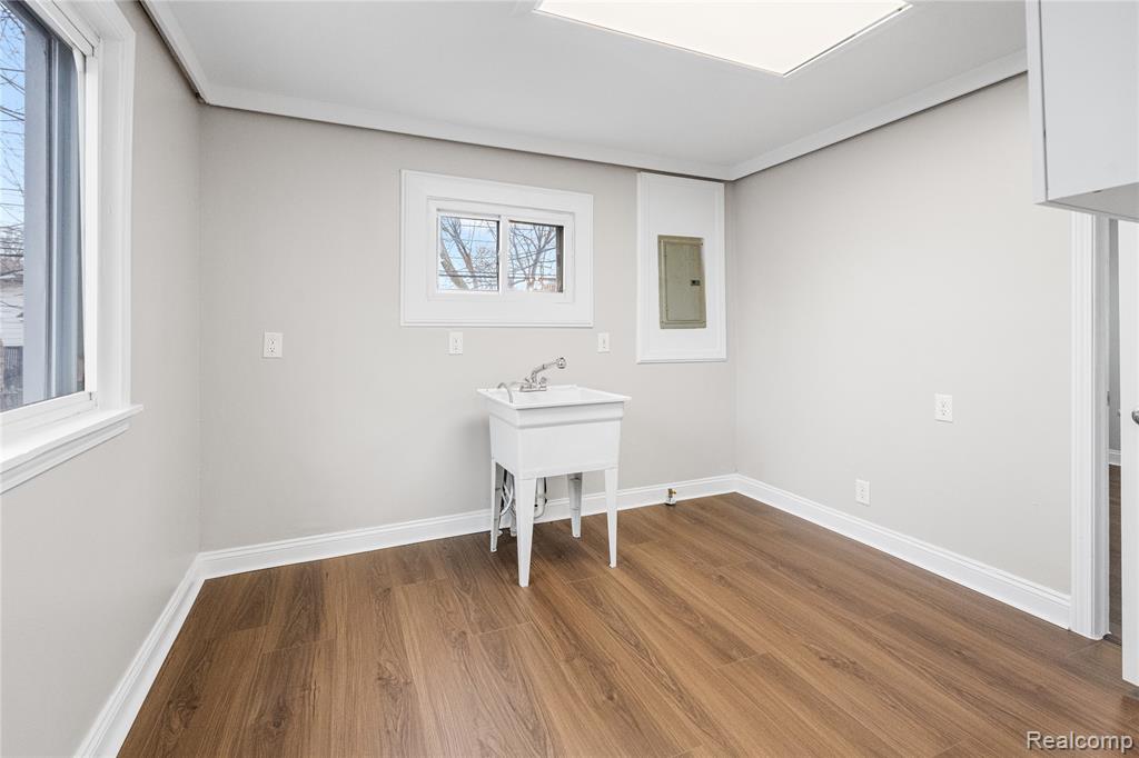 7052 Studebaker Avenue, Warren, MI 48091 — Photo 17